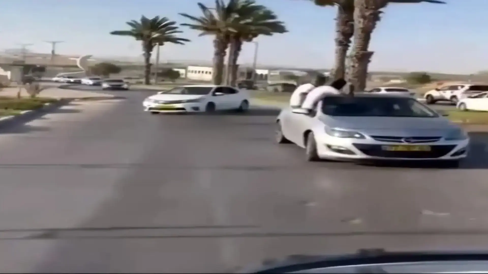 שיירת חתונה שיירת חתונה