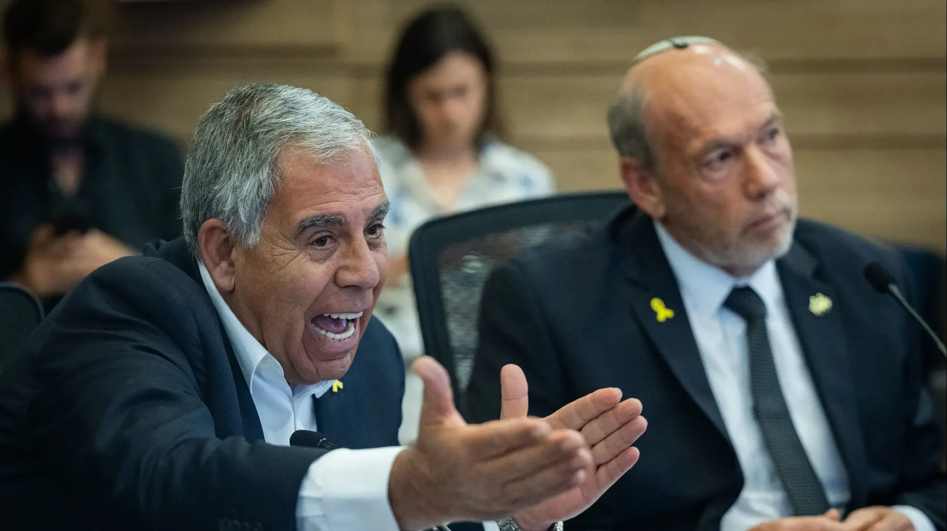 מבקר המדינה מתניהו אנגלמן וח"כ מיקי לוי בדיון הוועדה לביקורת המדינה, 12 במאי 2025 מבקר המדינה מתניהו אנגלמן וח"כ מיקי לוי בדיון הוועדה לביקורת המדינה, 12 במאי 2025
