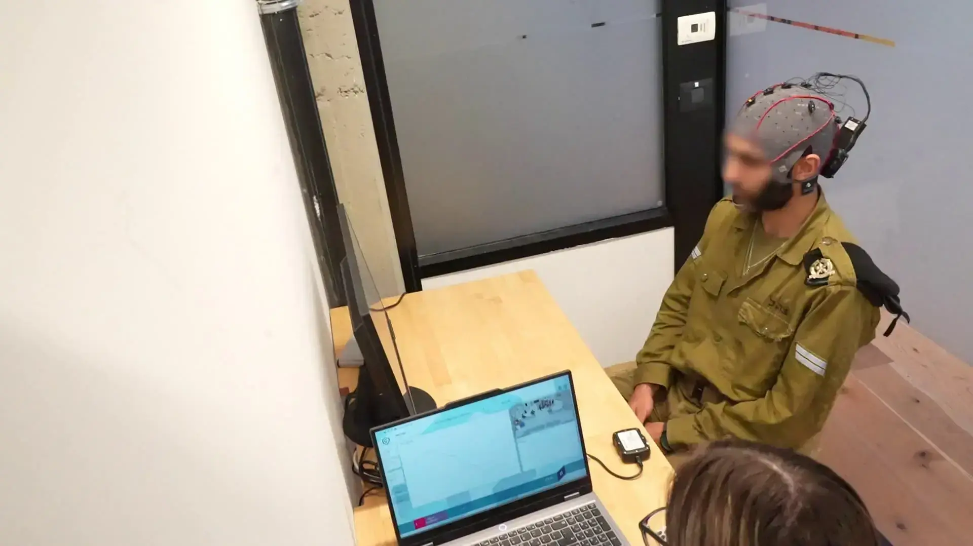 ציוד נוירופידבק של חיל הרפואה
ציוד נוירופידבק של חיל הרפואה