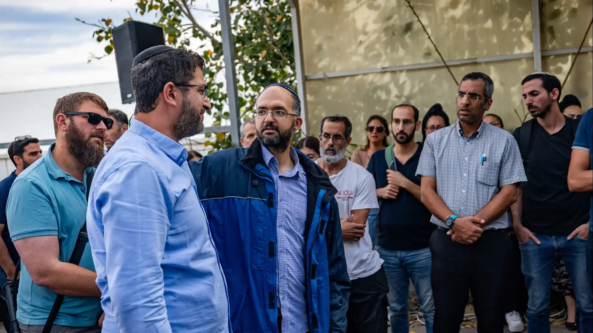 בהלוויתה של צאלה הנרצחת מהפיגוע בשומרון. 15 במאי 2025 בהלוויתה של צאלה הנרצחת מהפיגוע בשומרון. 15 במאי 2025