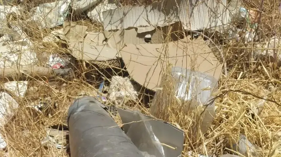 שרידי טיל חות'י שנחתו בכפר הפלסטיני בחברון, 22 במאי 2025 שרידי טיל חות'י שנחתו בכפר הפלסטיני בחברון, 22 במאי 2025