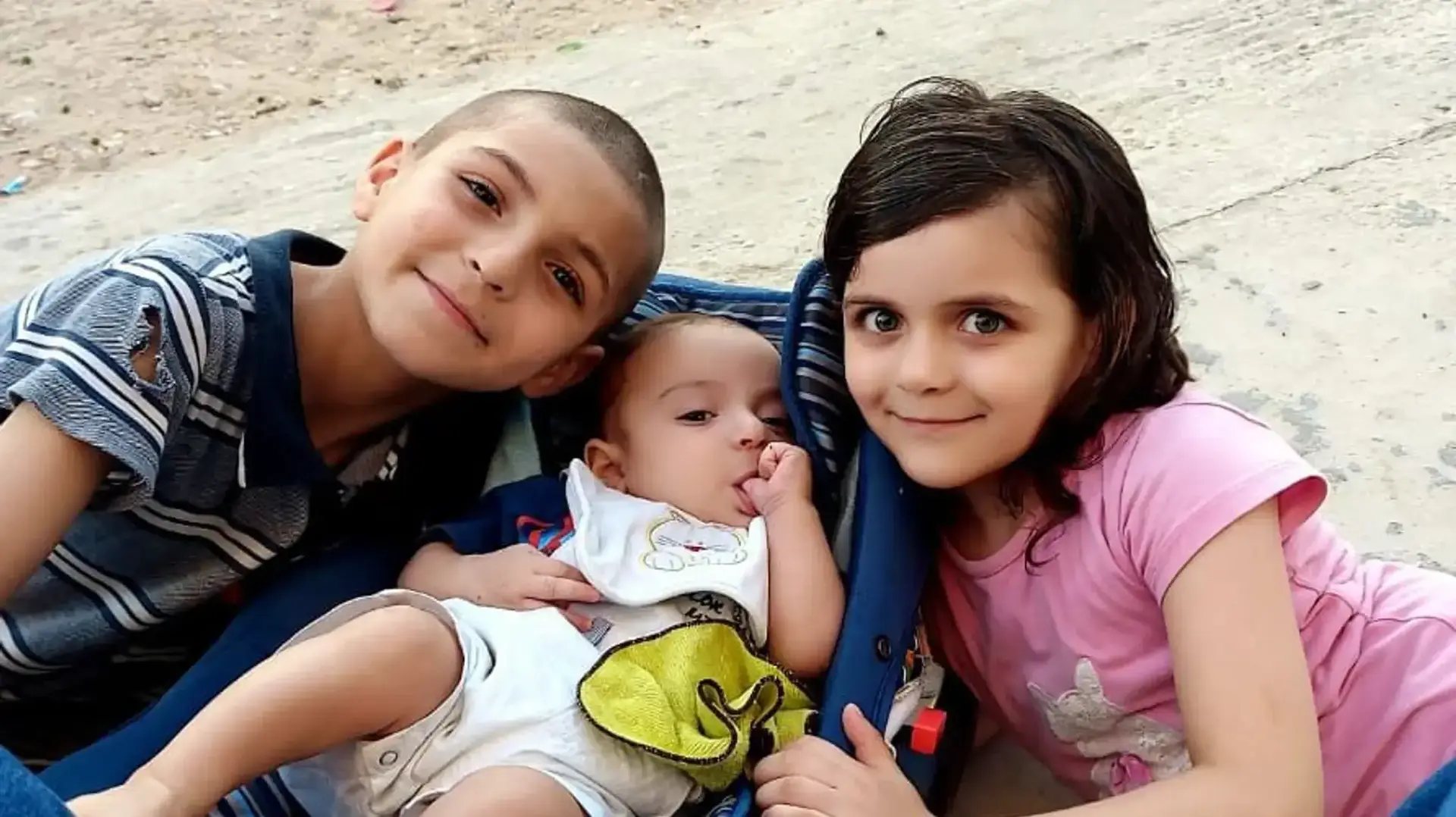 ילדים של רופאה מרצועת עזה שנהרגו בתקיפה של צה"ל ילדים של רופאה מרצועת עזה שנהרגו בתקיפה של צה"ל