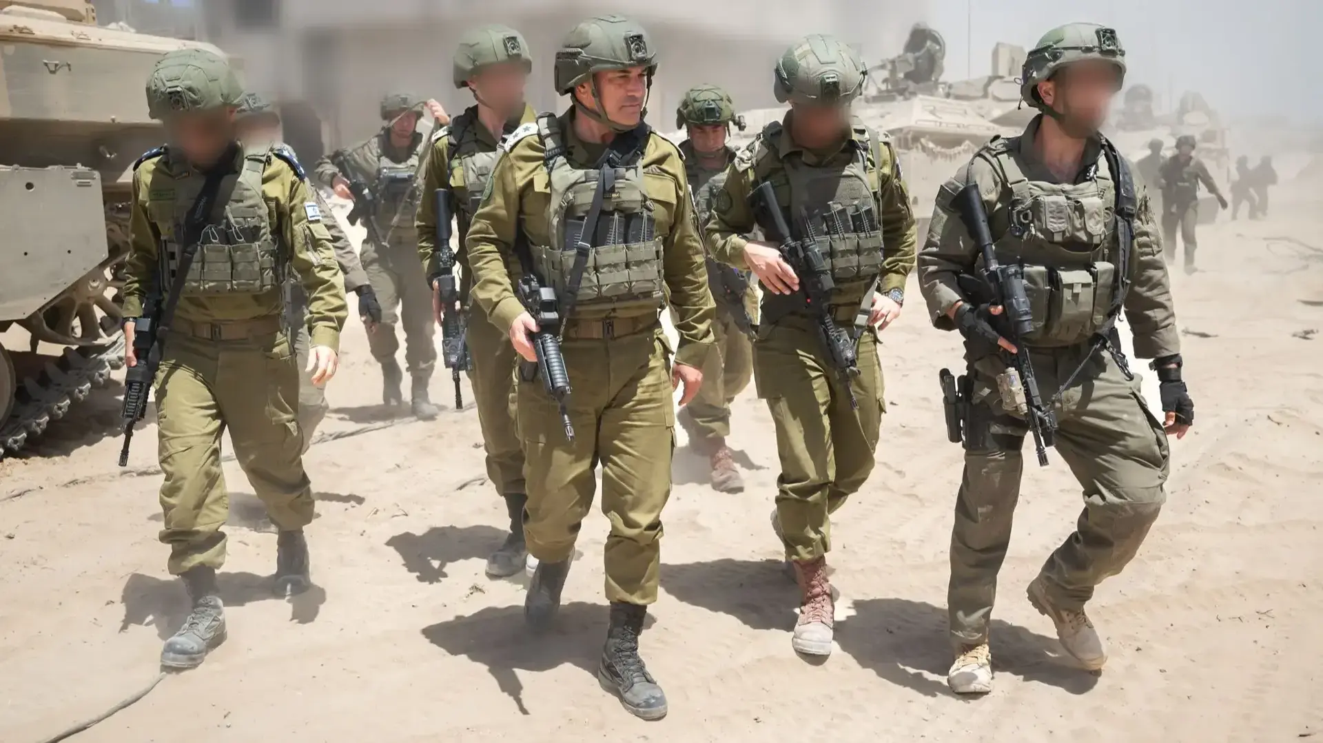 הרמטכ״ל, אייל זמיר בהערכת מצב וסיור שטח בחאן יונס, רצועת עזה, 25 במאי 2025 הרמטכ״ל, אייל זמיר בהערכת מצב וסיור שטח בחאן יונס, רצועת עזה, 25 במאי 2025