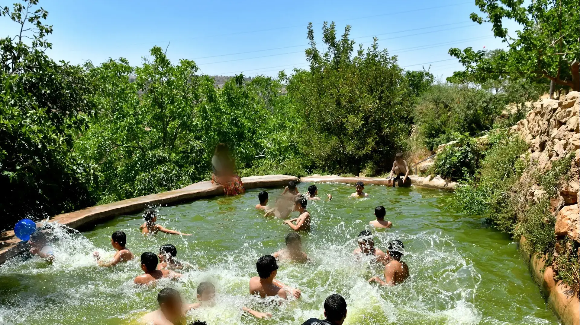 מעין לבל ירושלים