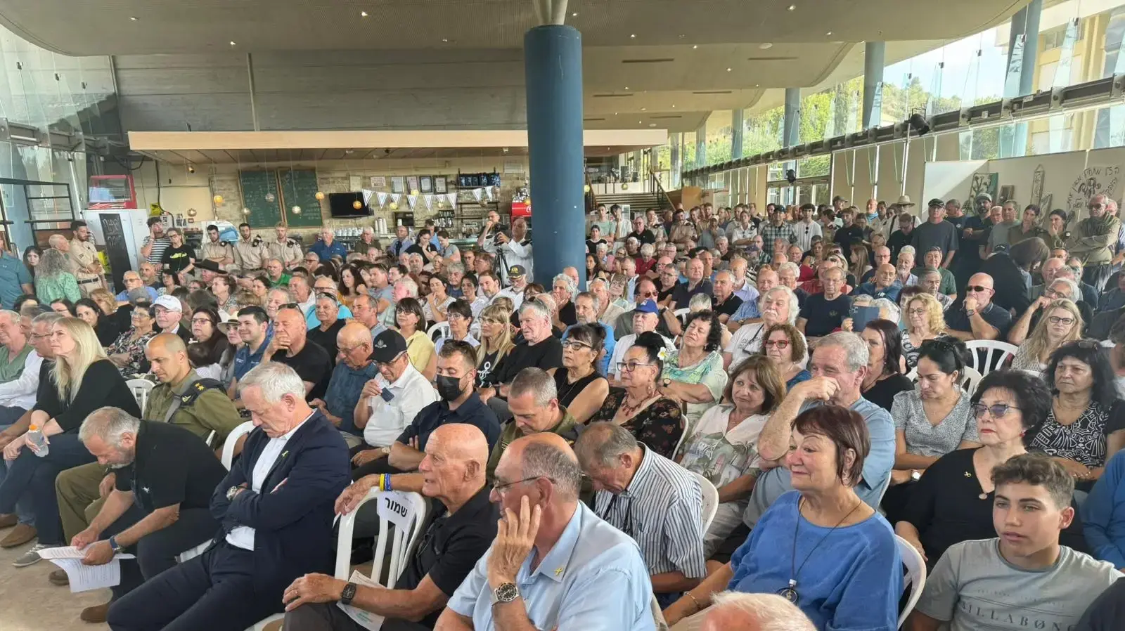 בני גנץ קרא להקמת ועדת חקירה ממלכתית לאירוע ה-7 באוקטובר. 27 במאי 2025 בני גנץ קרא להקמת ועדת חקירה ממלכתית לאירוע ה-7 באוקטובר. 27 במאי 2025