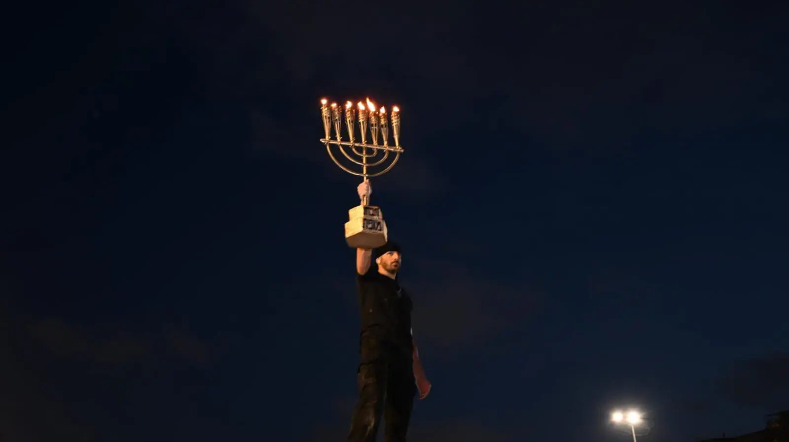 הפגנה נגד הממשלה בכיכר רבין, 29 במאי 2025 הפגנה נגד הממשלה בכיכר רבין, 29 במאי 2025