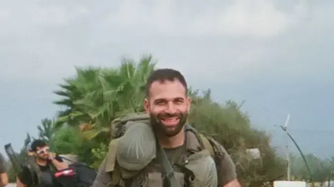 נוי לייב לוחם מילואים מקנדה נוי לייב לוחם מילואים מקנדה