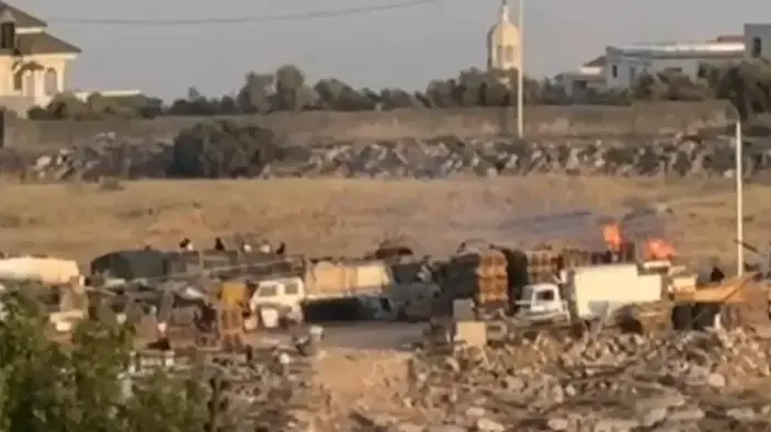 מתנחלים תקפו בתים ומכוניות של פלסטינים בכפר דיר דיבוואן מתנחלים תקפו בתים ומכוניות של פלסטינים בכפר דיר דיבוואן