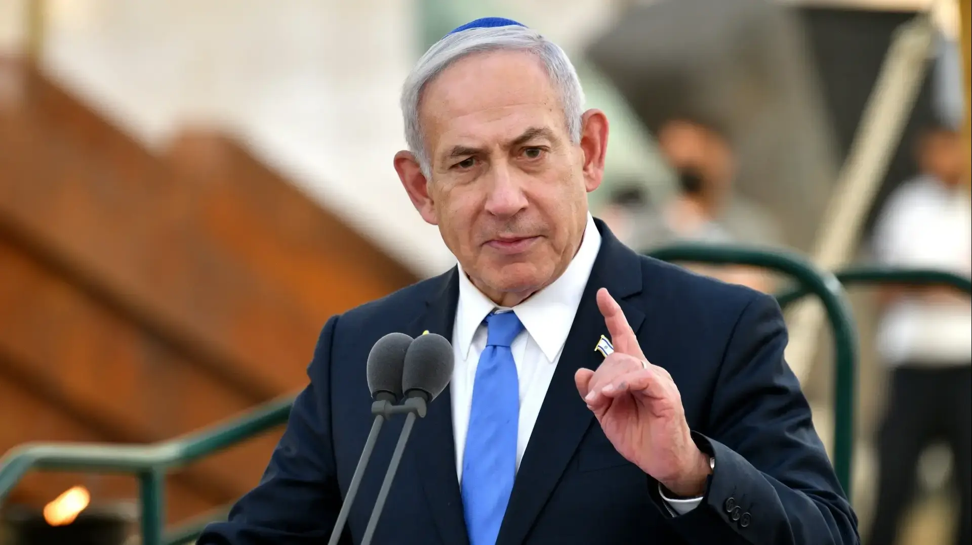 רה"מ בנימין נתניהו בטקס זיכרון לחללי אלטלנה, נחלת יצחק, 9 ביוני 2025 רה"מ בנימין נתניהו בטקס זיכרון לחללי אלטלנה, נחלת יצחק, 9 ביוני 2025