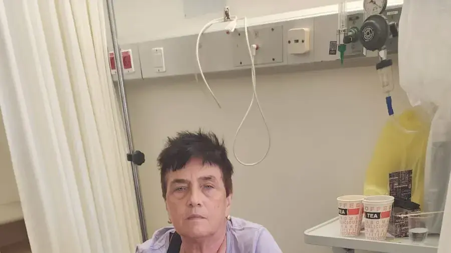 הרזוניטי, בת 71, נפצעה בבת ים מפגיעת הטיל האיראני בבת ים הרזוניטי, בת 71, נפצעה בבת ים מפגיעת הטיל האיראני בבת ים