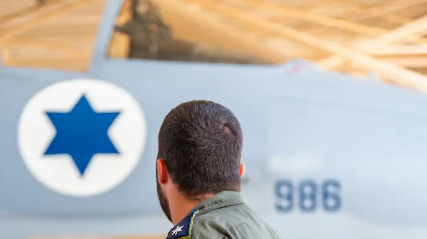 טייס שתקף באיראן חיל האוויר. 16 ביוני 2025 טייס שתקף באיראן חיל האוויר. 16 ביוני 2025