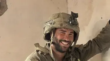 טל מובשוביץ, מרעות, סגן מפקד פלוגה בגדוד ההנדסה 7086, חטיבת גולני, נפל בקרב בדרום רצועת עזה. טל מובשוביץ, מרעות, סגן מפקד פלוגה בגדוד ההנדסה 7086, חטיבת גולני, נפל בקרב בדרום רצועת עזה.