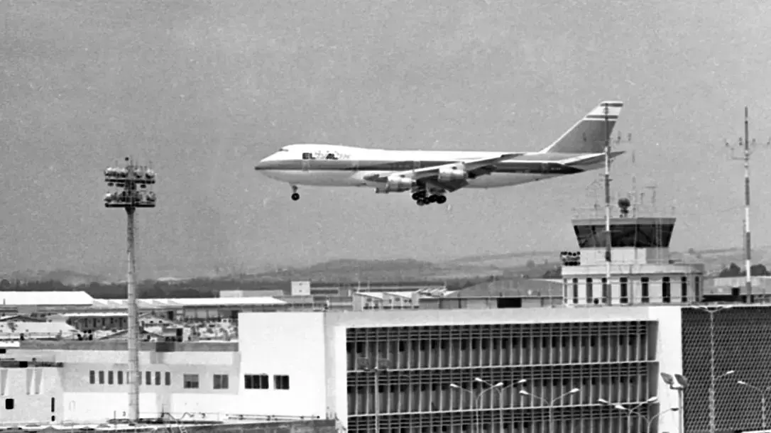 מטוס אל על בואינג 747-200 מטוס אל על בואינג 747-200