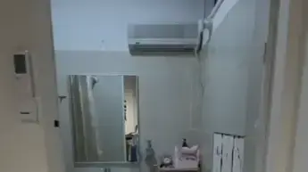 הכל נשפך מהמקרר, דלתות עפו: תיעוד - מה ההדף של הטיל עושה לבית. 18 ביוני 2025 הכל נשפך מהמקרר, דלתות עפו: תיעוד - מה ההדף של הטיל עושה לבית. 18 ביוני 2025