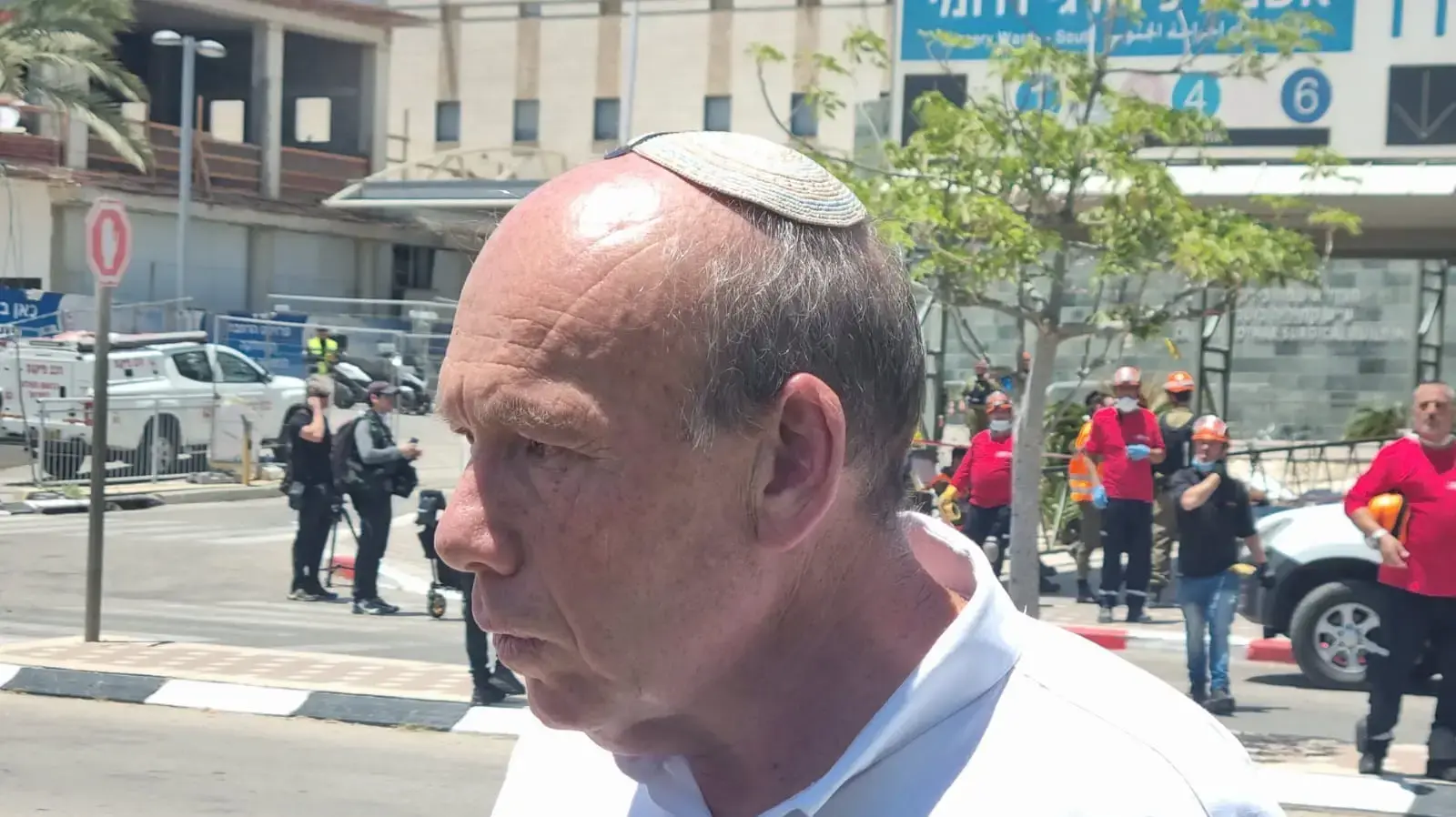 מבקר המדינה מתניהו אנגלמן בזירה בסורוקה. 19 ביוני 2025 מבקר המדינה מתניהו אנגלמן בזירה בסורוקה. 19 ביוני 2025