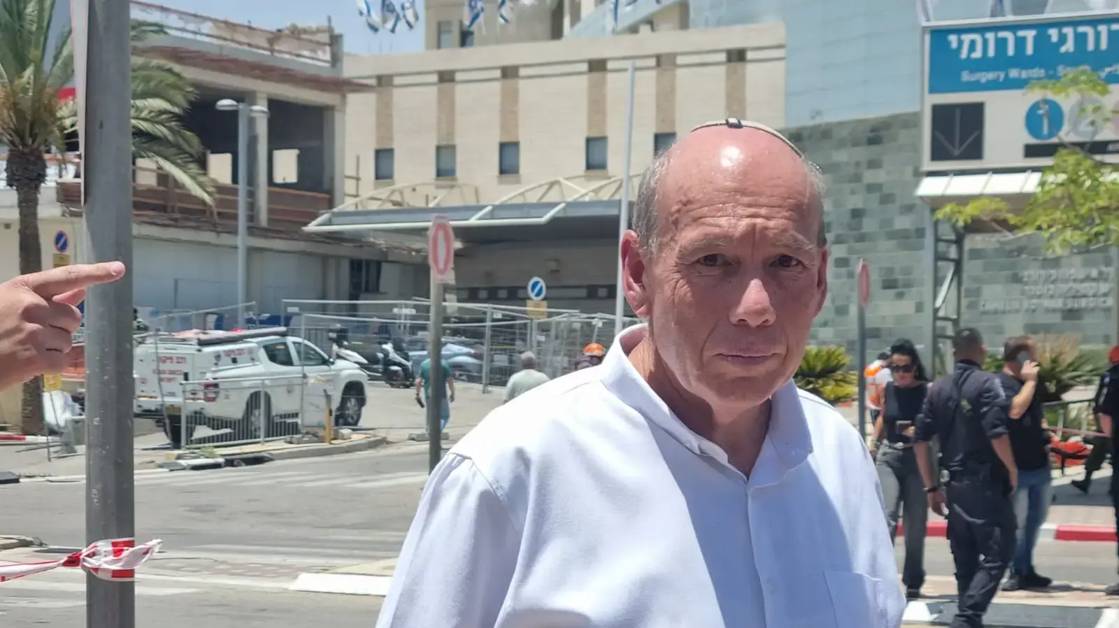 מבקר המדינה מתניהו אנגלמן בזירה בסורוקה. 19 ביוני 2025 מבקר המדינה מתניהו אנגלמן בזירה בסורוקה. 19 ביוני 2025
