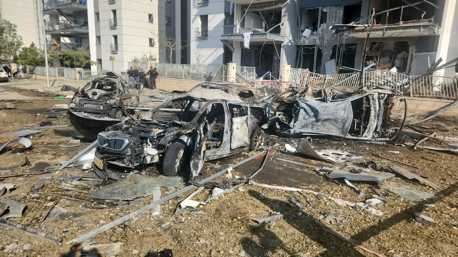 פגיעה מנפילת טיל ששוגר מאיראן, 20 ביוני 2025 פגיעה מנפילת טיל ששוגר מאיראן, 20 ביוני 2025
