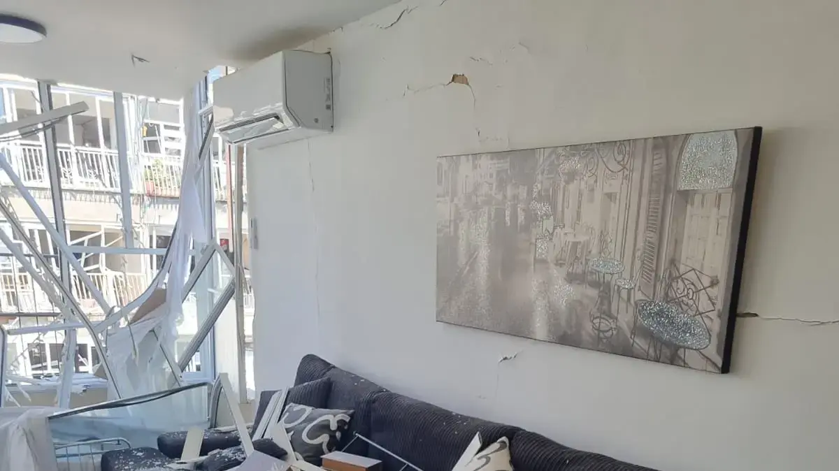 הפגיעה בבית של סיגל לריה הפגיעה בבית של סיגל לריה