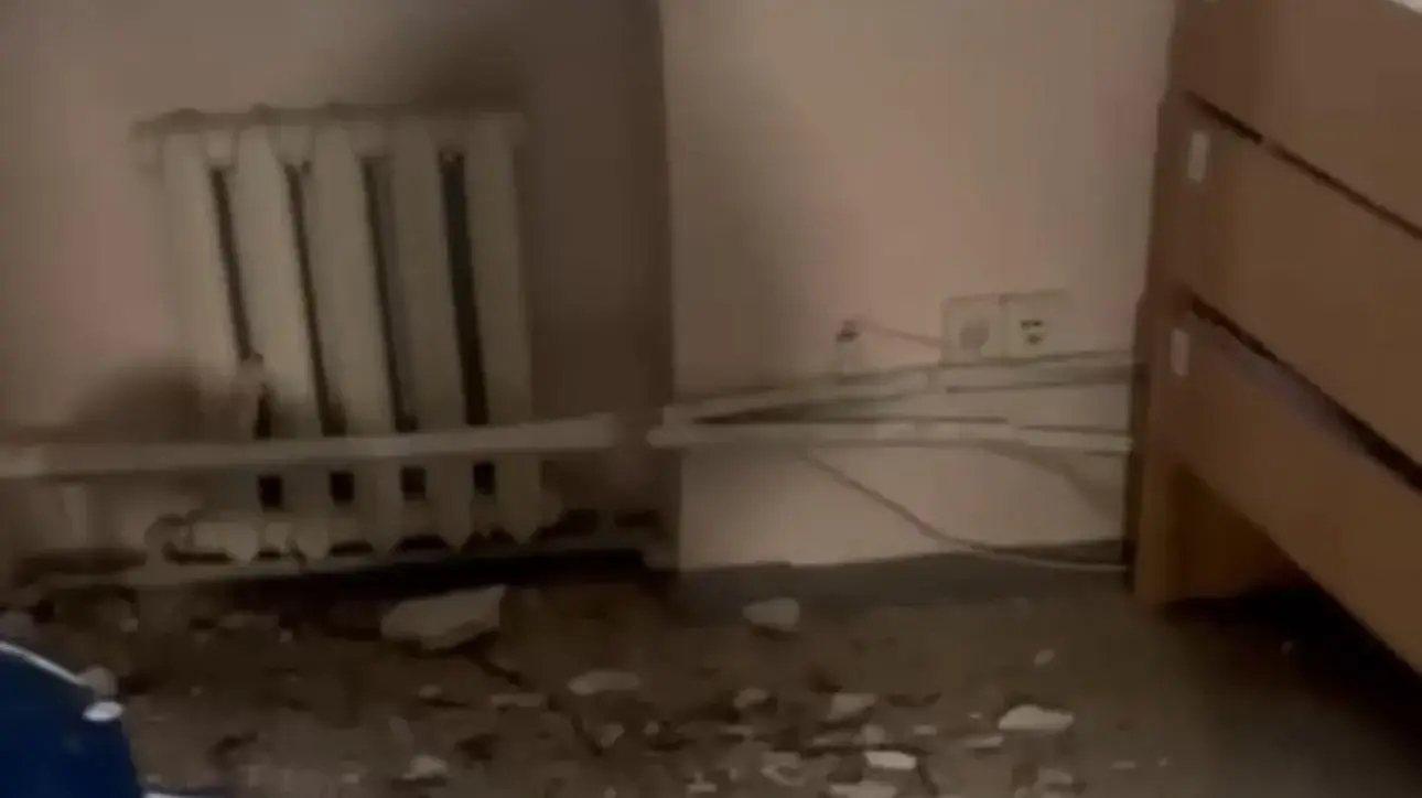 נזק שנגרם מפגיעת טיל רוסי בבית יתומים יהודי באודסה אוקראינה נזק שנגרם מפגיעת טיל רוסי בבית יתומים יהודי באודסה אוקראינה