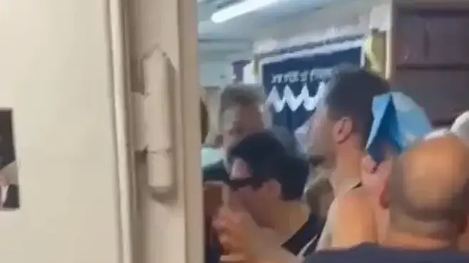 קטטה  במקלט ציבורי בת"א