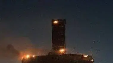 תיעודים עיראקים מהאש שפרצה בבסיס א-תאג'י, שבצפון בגדאד. 24 ביוני 2025 תיעודים עיראקים מהאש שפרצה בבסיס א-תאג'י, שבצפון בגדאד. 24 ביוני 2025