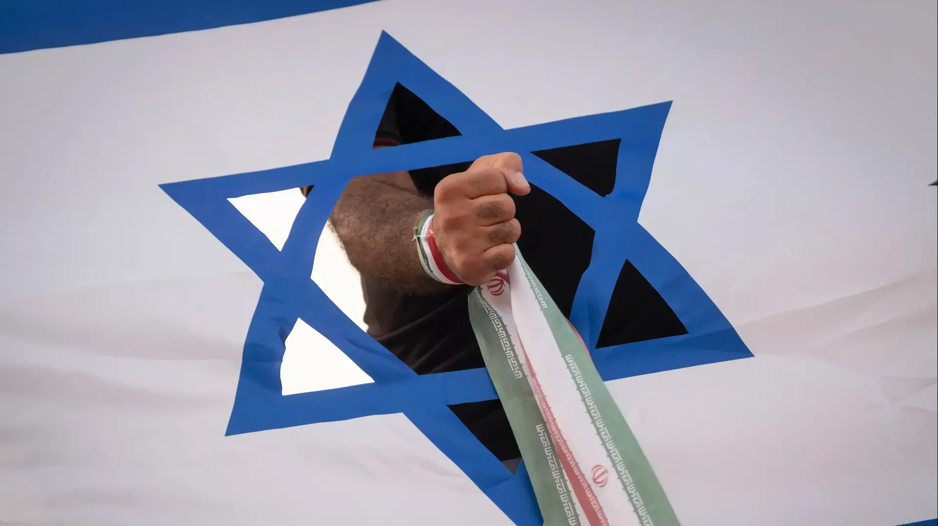 חגיגות ניצחון על ישראל בטהראן, איראן, 25 ביוני 2025 חגיגות ניצחון על ישראל בטהראן, איראן, 25 ביוני 2025