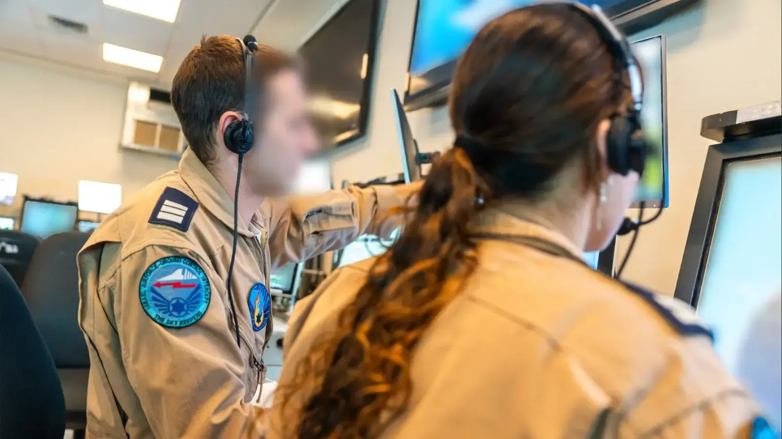 חיילי יחידות הבקרה האוויריות בפעילות יירוט כטב"מים מאיראן חיילי יחידות הבקרה האוויריות בפעילות יירוט כטב"מים מאיראן