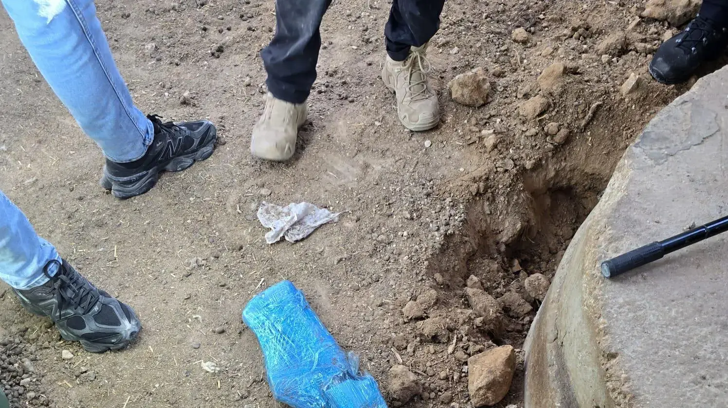 כלי נשק שאותרו בביתו של תושב ערוער כלי נשק שאותרו בביתו של תושב ערוער