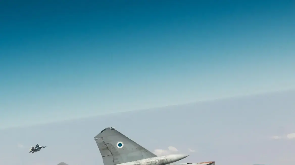 תיעוד ממבצע ״עם כלביא״: מטוסי הקרב של חיל האוויר בדרכם לגלי התקיפות בטהראן תיעוד ממבצע ״עם כלביא״: מטוסי הקרב של חיל האוויר בדרכם לגלי התקיפות בטהראן