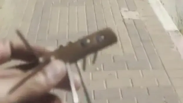 מסמרים שפיזר על הכביש תושב דיר אל-אסד החשוד בביצוע עבירות בטחוניות מסמרים שפיזר על הכביש תושב דיר אל-אסד החשוד בביצוע עבירות בטחוניות