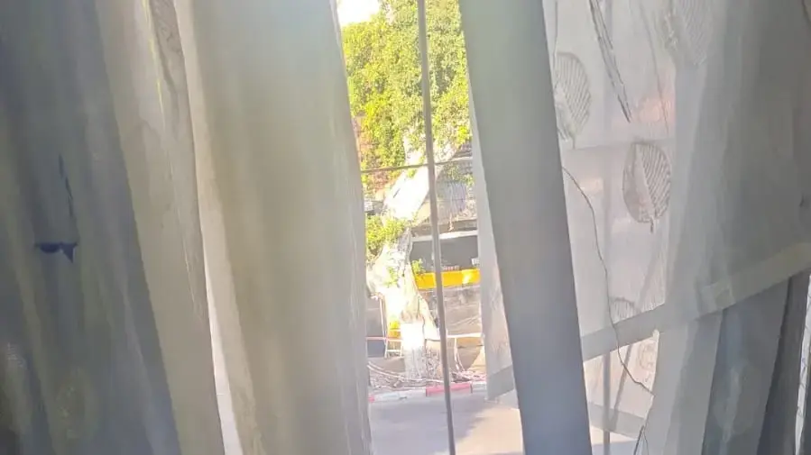 הנזק ממטחי טילי איראן בסניף עמותת עמך רחובות