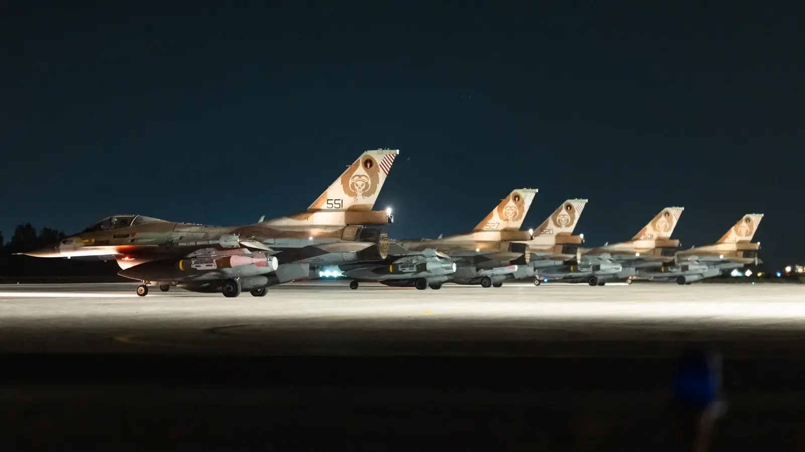 תיעוד מפעילות חיל האוויר במהלך מבצע 'עם כלביא' תיעוד מפעילות חיל האוויר במהלך מבצע 'עם כלביא'