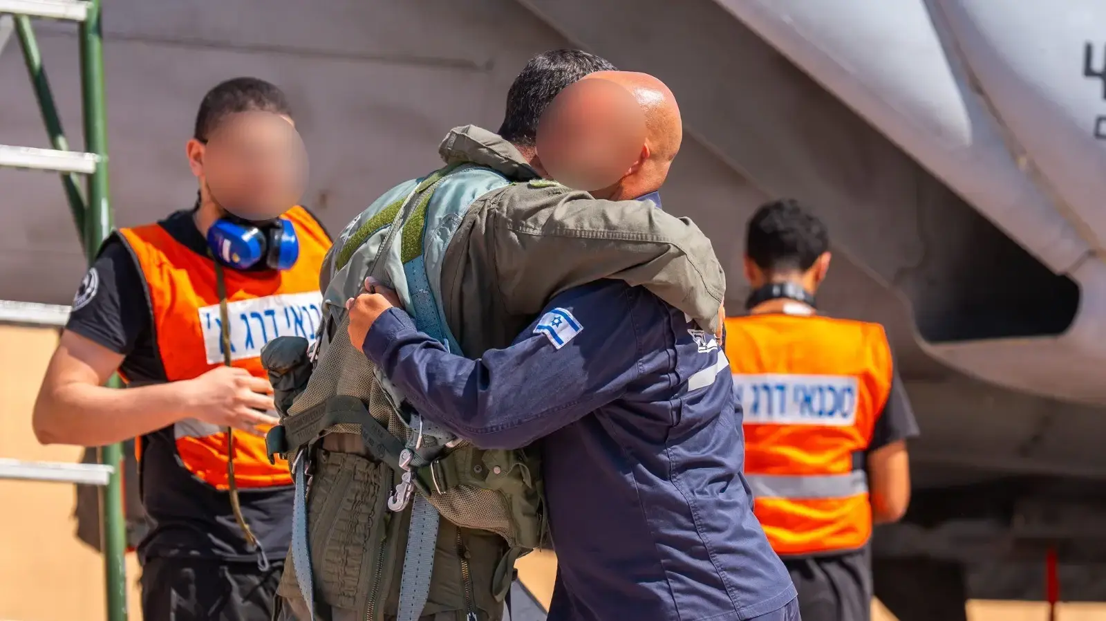 פעילות חיל האוויר במהלך מבצע 'עם כלביא' פעילות חיל האוויר במהלך מבצע 'עם כלביא'