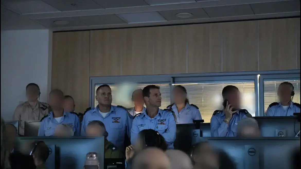 מפקדי צה"ל במהלך מבצע 'עם כלביא' מפקדי צה"ל במהלך מבצע 'עם כלביא'