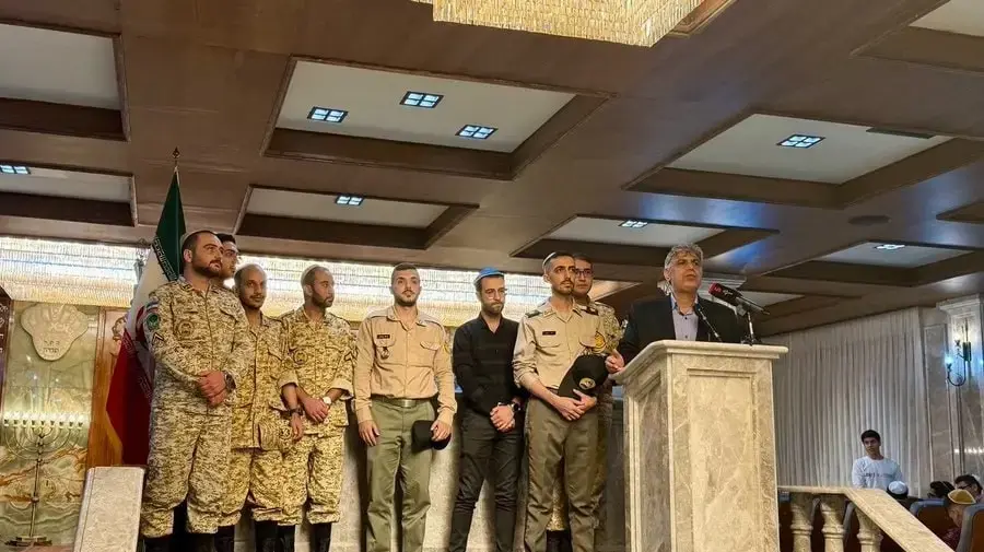 חיילים יהודים בצבא איראן בטקס בטהרן, 26 ביוני 2025 חיילים יהודים בצבא איראן בטקס בטהרן, 26 ביוני 2025