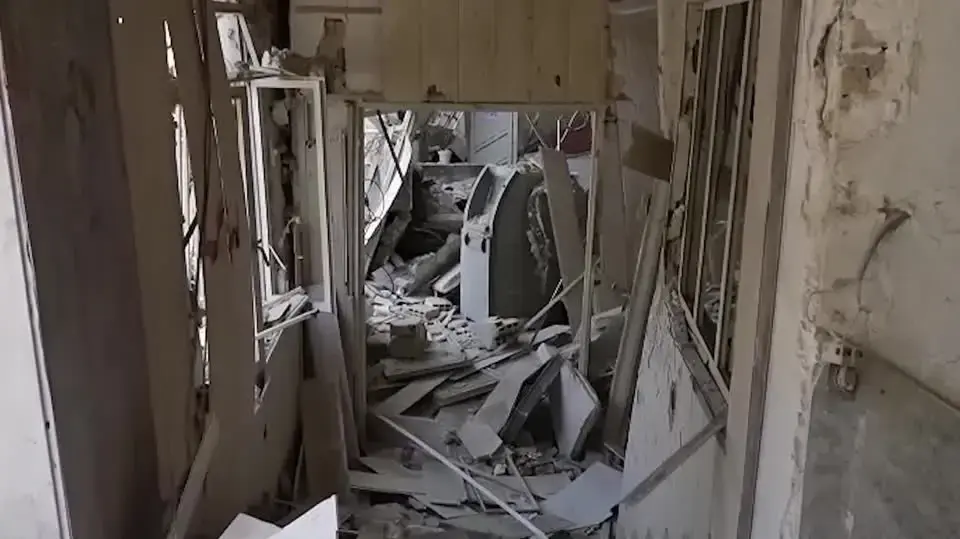 הריסות בבית הכלא אווין אחרי שהותקף על ידי חיל האוויר, 25 ביוני 2025 הריסות בבית הכלא אווין אחרי שהותקף על ידי חיל האוויר, 25 ביוני 2025