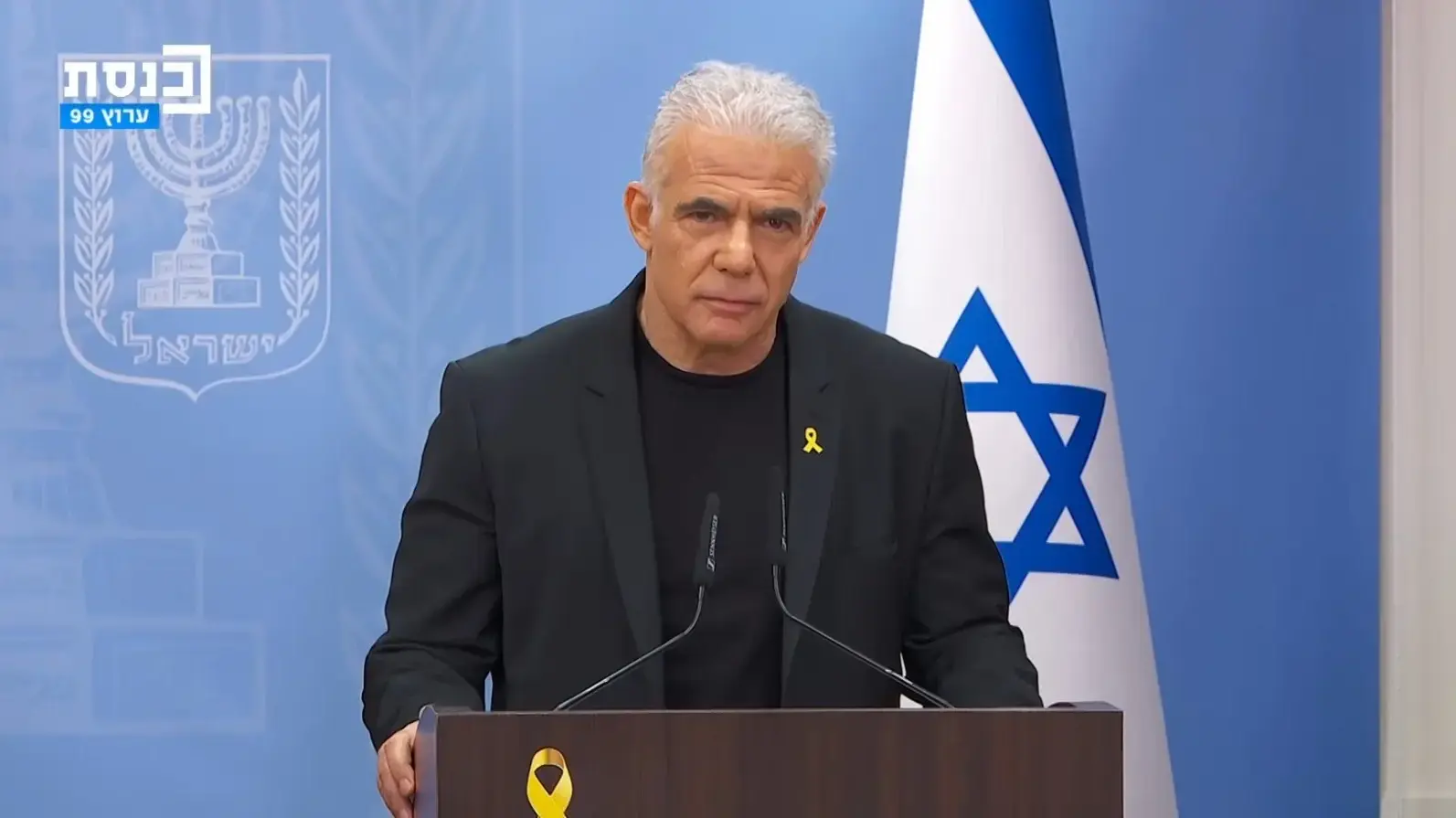 יאיר לפיד בישיבת סיעה, 30 ביוני 2025 יאיר לפיד בישיבת סיעה, 30 ביוני 2025