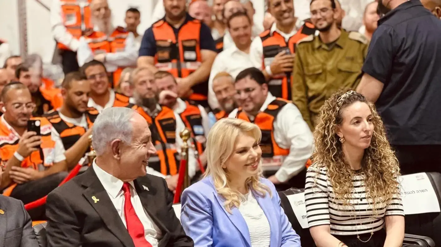 ראש הממשלה בנימין נתניהו ורעייתו שרה נתניהו חנכו את המרכז הלוגיסטי הלאומי למוכנות לחירום של "איחוד הצלה",30 ביוני 2025 ראש הממשלה בנימין נתניהו ורעייתו שרה נתניהו חנכו את המרכז הלוגיסטי הלאומי למוכנות לחירום של "איחוד הצלה",30 ביוני 2025