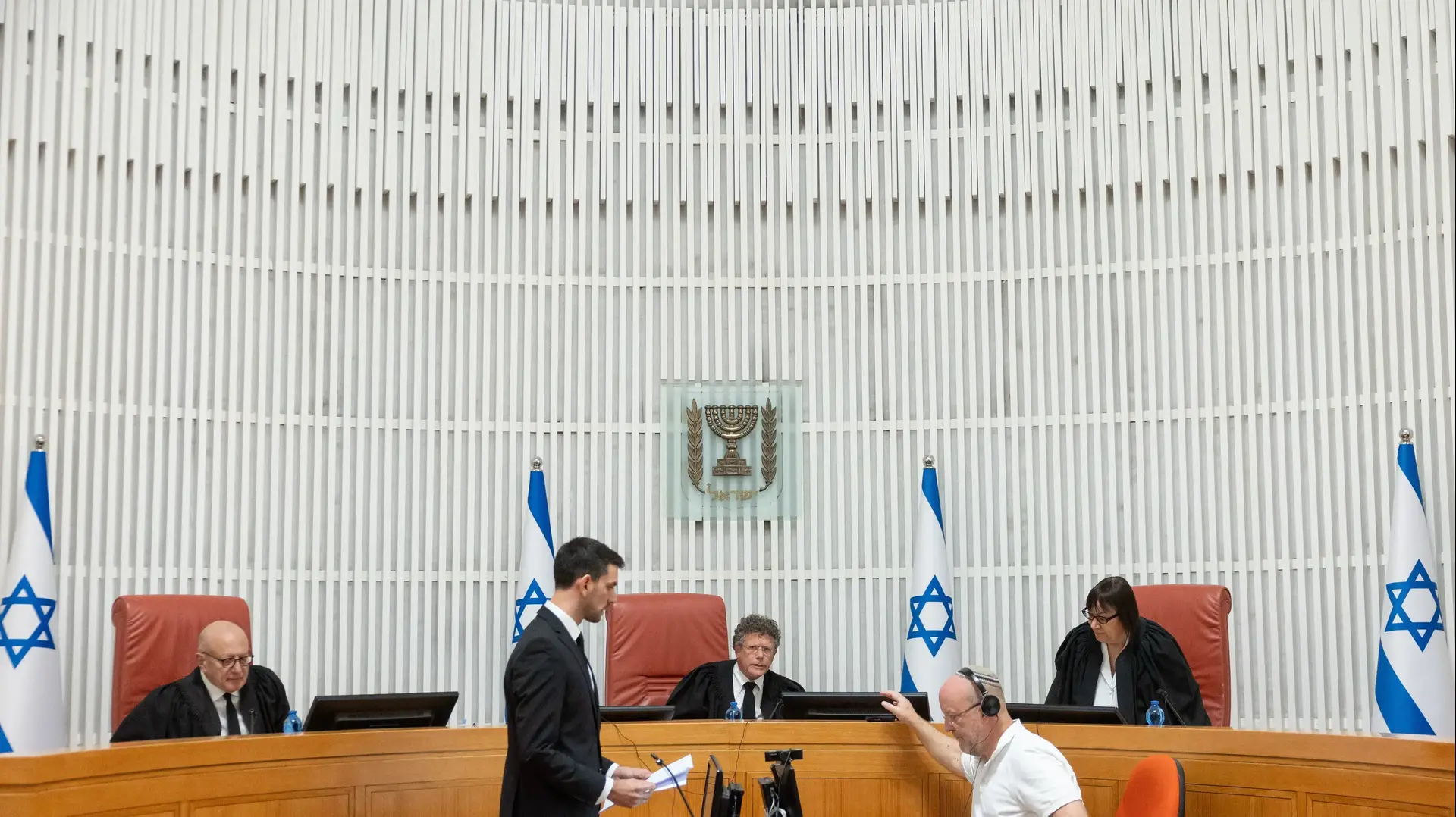 דיון בעתירות שעניינן אופן מינוי ראש השב"כ. 1 ביולי 2025 דיון בעתירות שעניינן אופן מינוי ראש השב"כ. 1 ביולי 2025