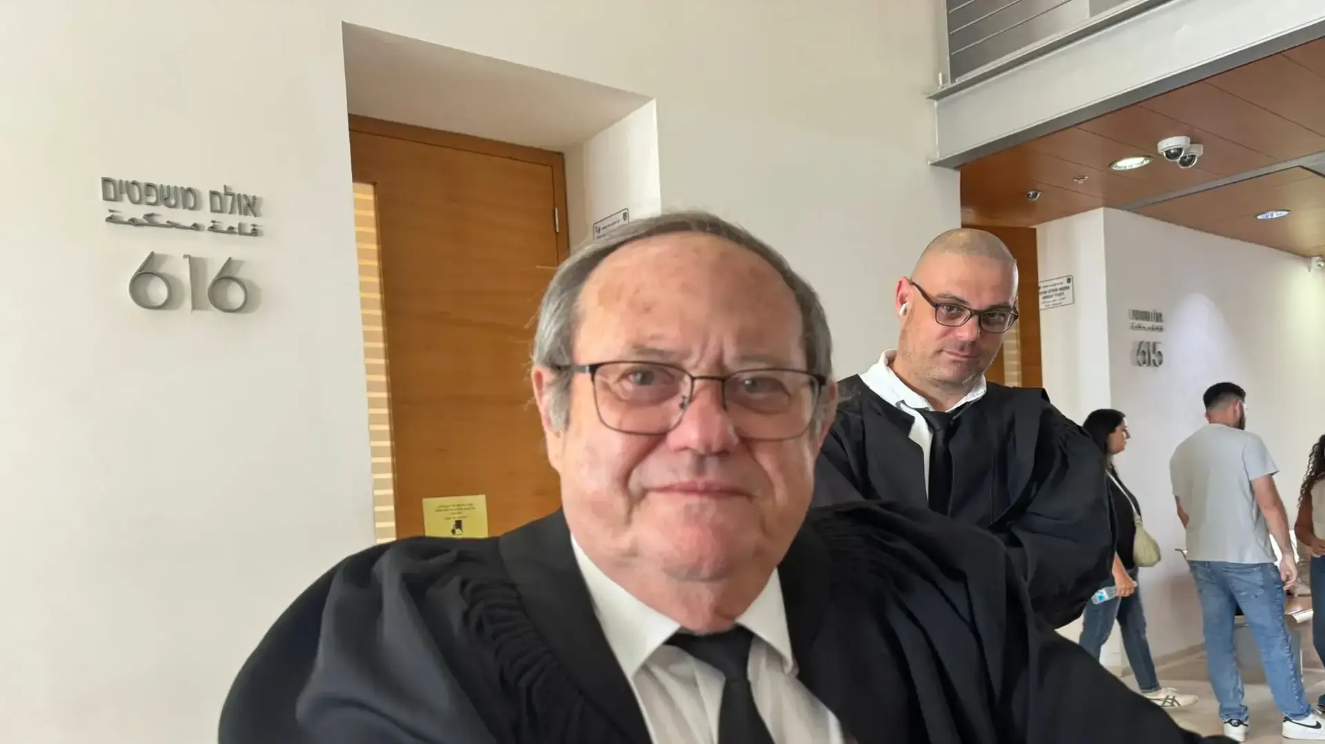 עו״ד משה גלעד (בחזית) ועו״ד זיו גלעד, בימ"ש מחוזי חיפה, 3 ביולי 2025 עו״ד משה גלעד (בחזית) ועו״ד זיו גלעד, בימ"ש מחוזי חיפה, 3 ביולי 2025