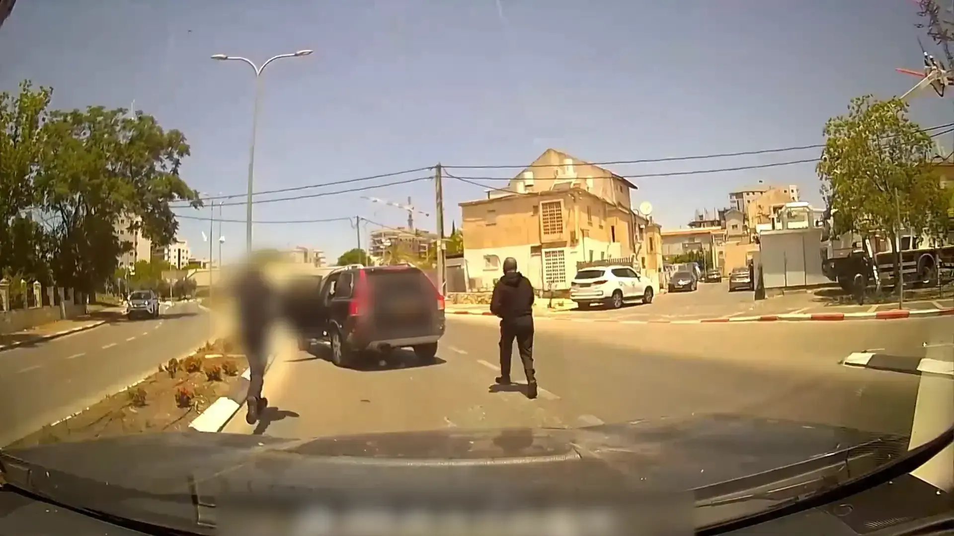חלפן כספים לאחר שיצא מבנק בעיר עפולה ונשדד מרכבו תיק שהכיל 400,000 ש"ח
