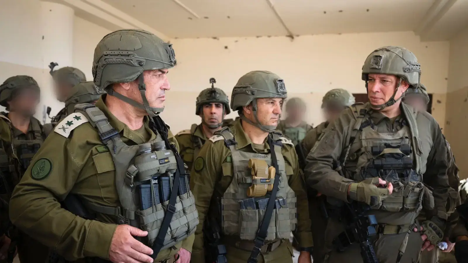הרמטכ״ל, אייל זמיר, בסיור שטח והערכת מצב, בחאן יונס רצועת עזה, 7 ביולי 2025 הרמטכ״ל, אייל זמיר, בסיור שטח והערכת מצב, בחאן יונס רצועת עזה, 7 ביולי 2025