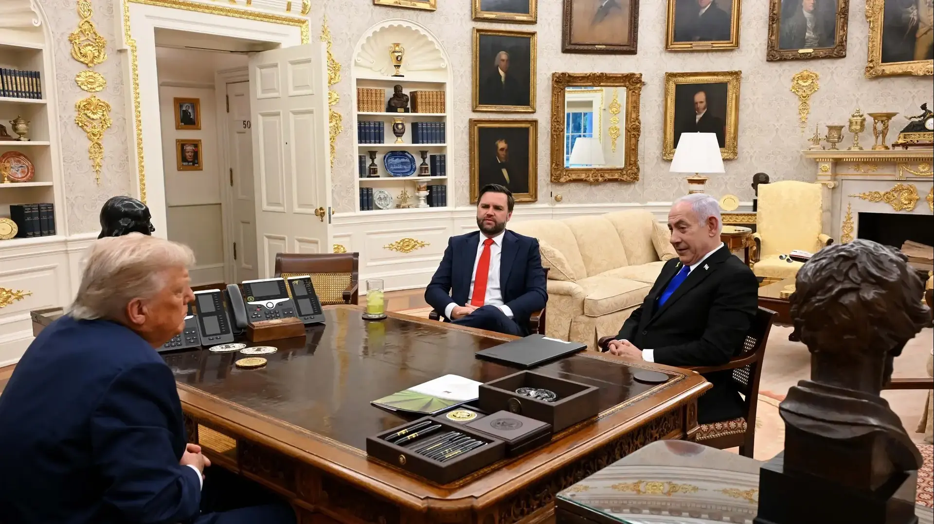 ראש הממשלה בנימין נתניהו סיים את פגישתו השנייה עם נשיא ארצות הברית דונלד טראמפ. 8 ביולי 2025 ראש הממשלה בנימין נתניהו סיים את פגישתו השנייה עם נשיא ארצות הברית דונלד טראמפ. 8 ביולי 2025