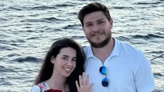 סשה טרופנוב וספיר כהן סשה טרופנוב וספיר כהן