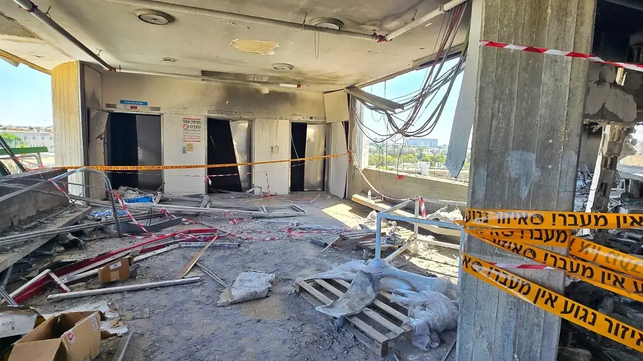 ביה"ח סורוקה, חודש לאחר פגיעת הטיל האיראני ביה"ח סורוקה, חודש לאחר פגיעת הטיל האיראני