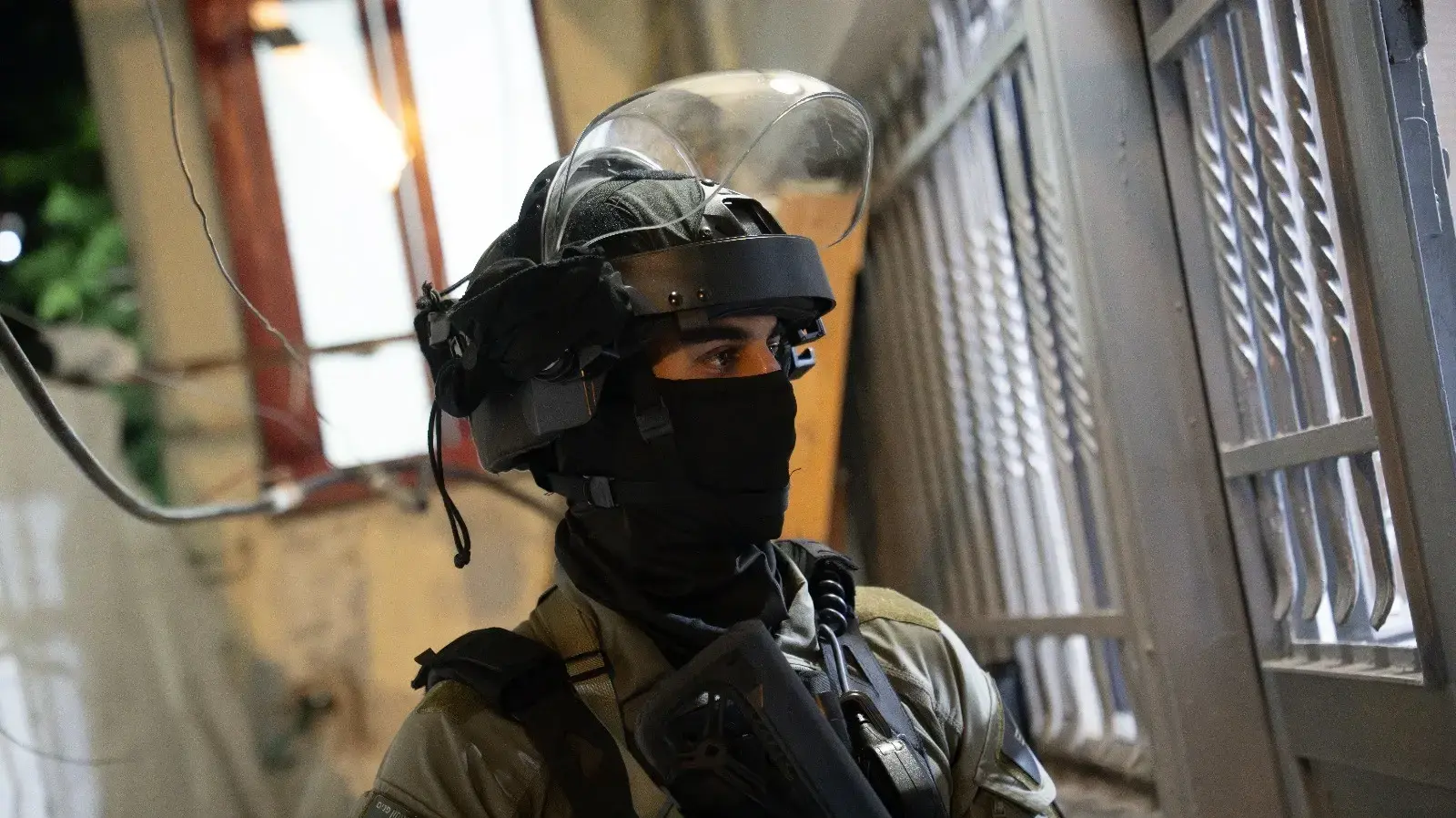 תיעוד כלי הנשק שמכרו החשודים לסוכן הסמוי שהופעל על ידי ימ"ר ירושלים. 15 ביולי 2025 תיעוד כלי הנשק שמכרו החשודים לסוכן הסמוי שהופעל על ידי ימ"ר ירושלים. 15 ביולי 2025