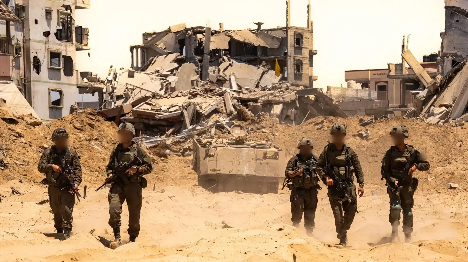 תיעוד מפעילות כוחות צה״ל במרחב בית חאנון, רצועת עזה, יולי 2025 תיעוד מפעילות כוחות צה״ל במרחב בית חאנון, רצועת עזה, יולי 2025
