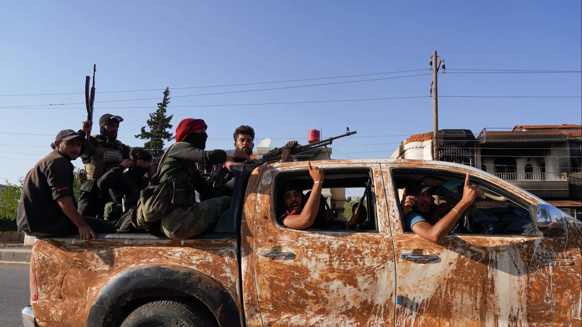 לוחמים בדואים בסוריה, אל-מזרעה, 20 ביולי 2025 לוחמים בדואים בסוריה, אל-מזרעה, 20 ביולי 2025
