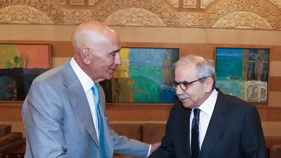 השליח ברק בפגישתו עם ראש ממשלת לבנון, נוואף סלאם. 21 ביולי 2025 