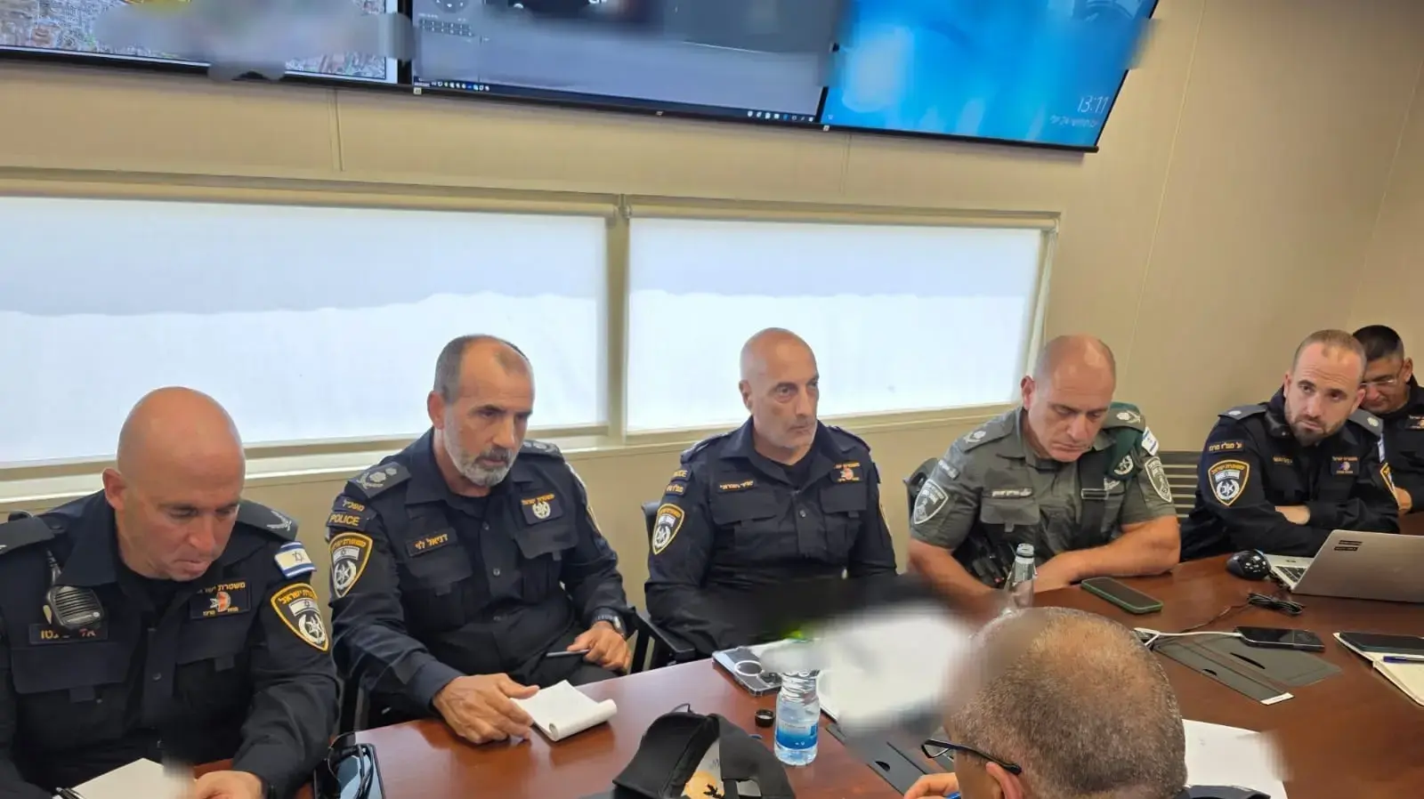 המשטרה בהערכת מצב בזירת פיגוע הדריסה, צומת בית ליד, 24 ביולי 2025 המשטרה בהערכת מצב בזירת פיגוע הדריסה, צומת בית ליד, 24 ביולי 2025